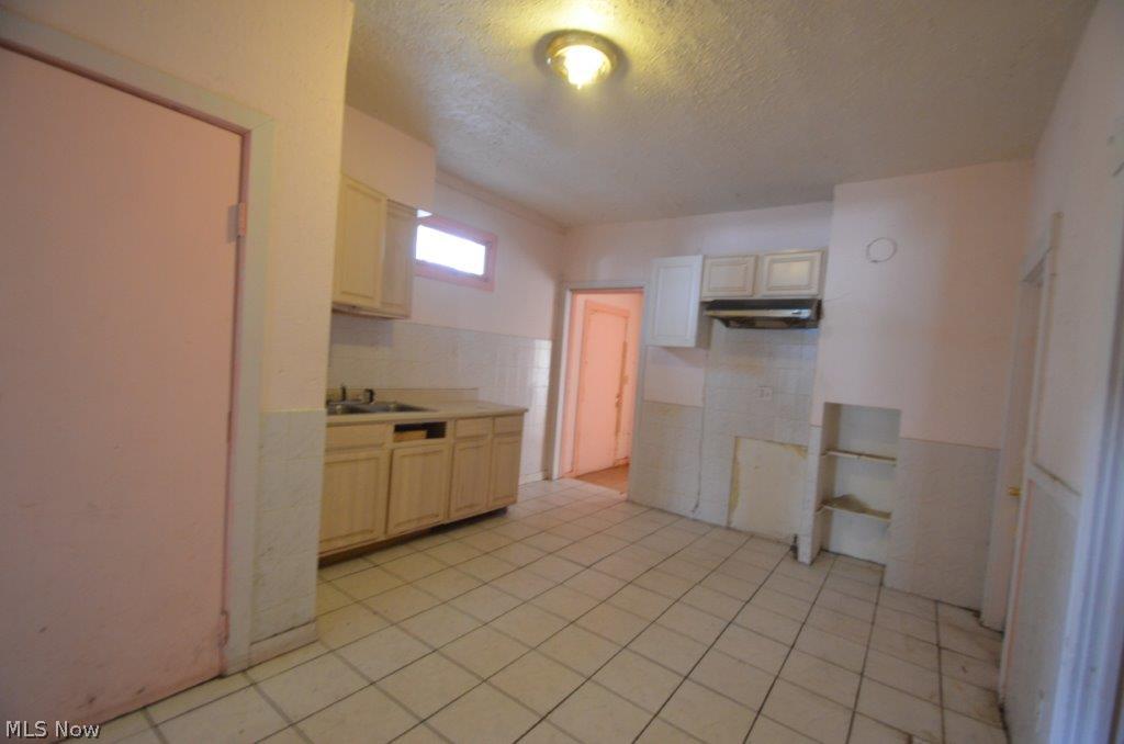 Alexander Mcintosh - Residential