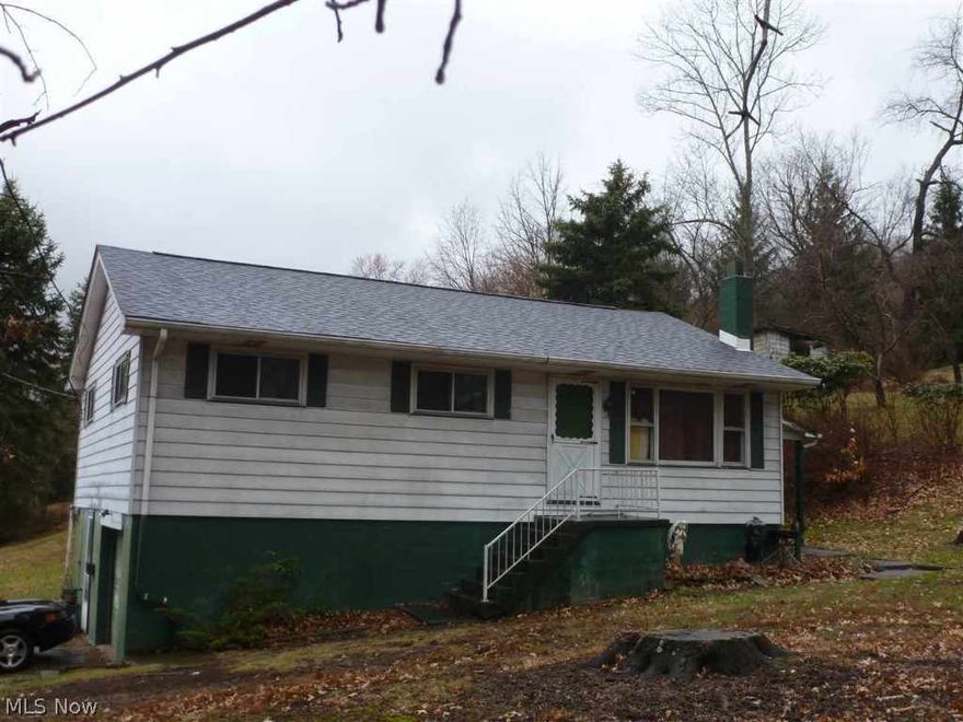 This one story home offers 4 bedrooms and 1 and a half baths. One of the bedrooms and the half bath are located in the basement along with a 1 car garage. Seller will convey mineral rights.
