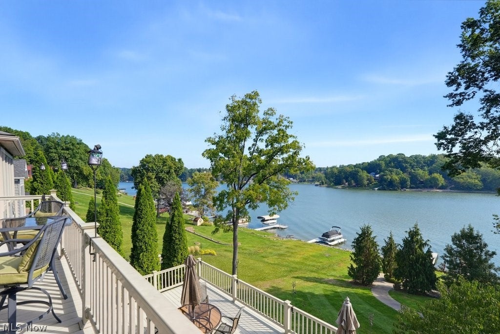 338 W Mohawk Drive