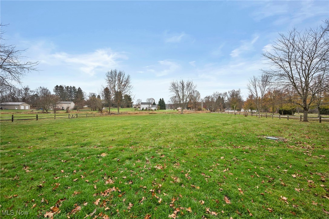 4100 Hunters Ridge Drive, Ravenna, Ohio image 3