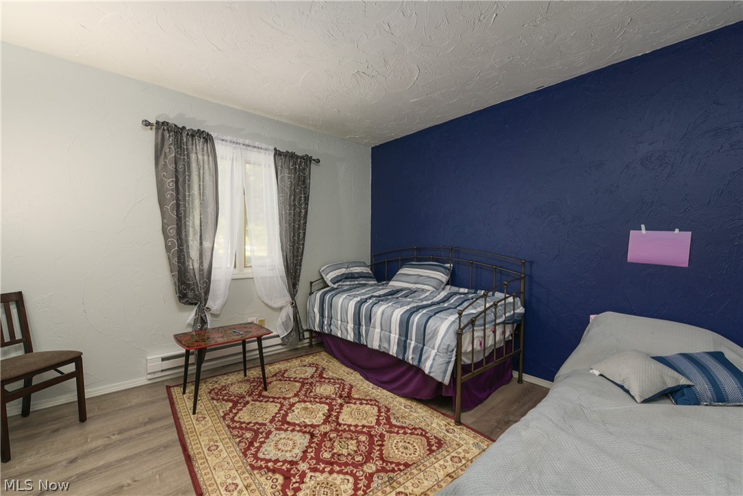 Hickory Hills - Residential