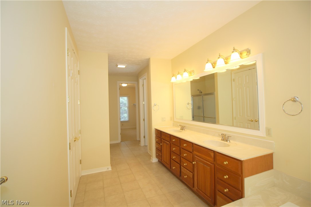 Swan Lake Ph III - Residential