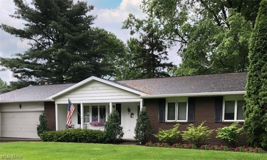 REAL ESTATE AUCTION - THUR. APRIL 7 @ 4PM.  RANCH HOME & CONTENTS.  Summit Co - Tallmadge - OH. Opening Bid ONLY $75,000! This "Jefferson" style Ranch Home offers over 1,900 SqFt of living space w/3 Bed, 2 Full Baths, Gas Fireplace, Central A/C, Full Basement, & 2-Car attached garage in a nice family neighborhood that is conveniently located near Tallmadge Circle and close to Schools, Shopping, Restaurants, Parks, & Trails.  You will love the spacious floorplan that is perfect for family and entertaining with a large Living Room, Dining Room w/Bay Window & bench seat, and additional family room with gas fireplace w/brick face and wood mantle, that flows out to the 18 x14 three season sunroom that overlooks the backyard. This home is perfect for first time home buyers or those looking to downsize and desire one floor living. Updates Include: New Roof, Gutters, and Downspouts in 2020.   Dont Miss this Opportunity! Auction to be held Live & Onsite with Online Bidding Available. Contents I