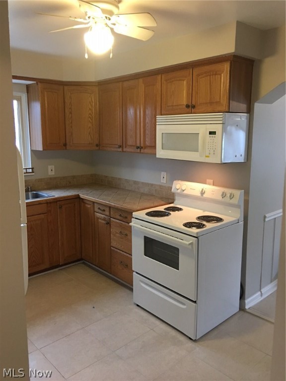 A J Halls Parkland - Residential Lease