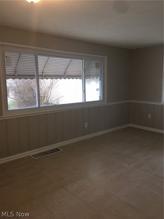 A J Halls Parkland - Residential Lease