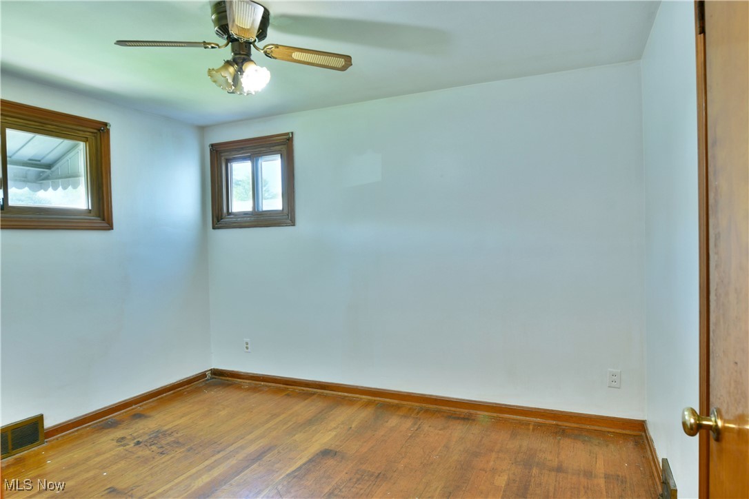 587 Mona Lane, Youngstown, Ohio image 26