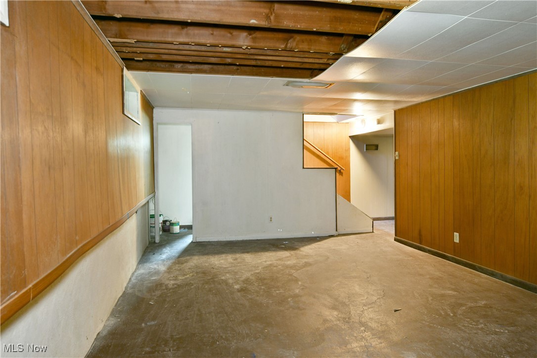 587 Mona Lane, Youngstown, Ohio image 35