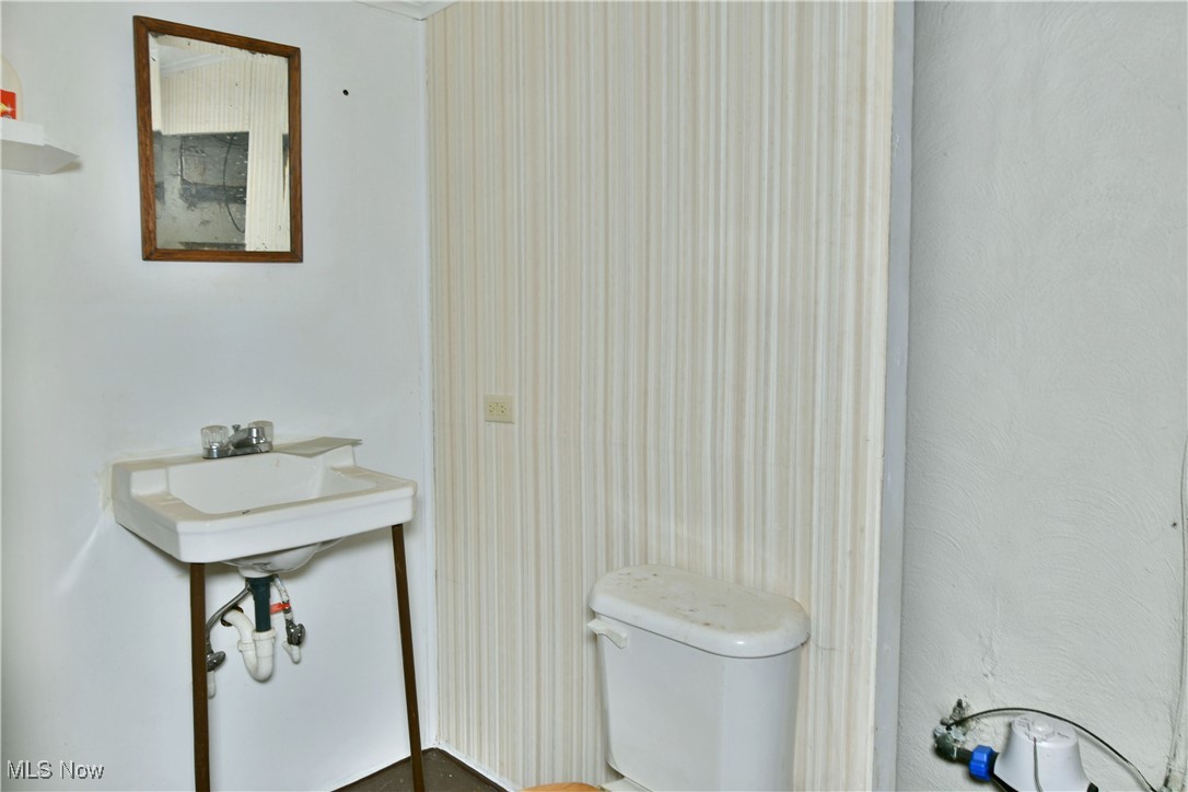 587 Mona Lane, Youngstown, Ohio image 37