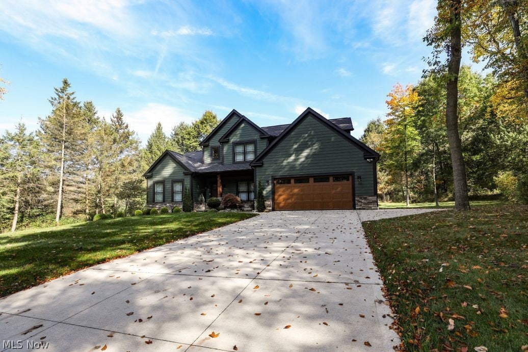 1105 Woodbend Road