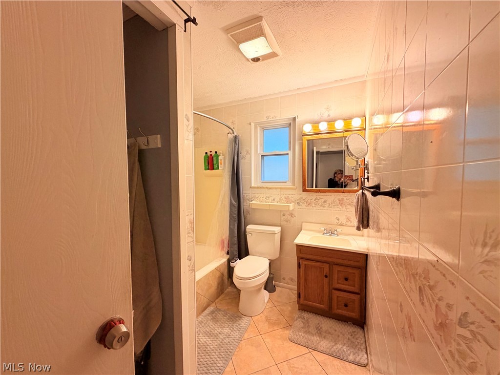 Andrews Adn - Residential