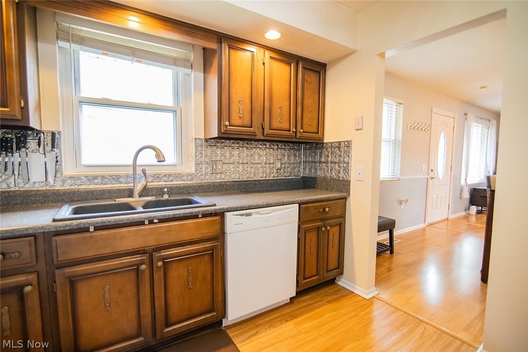 Andrews Adn - Residential