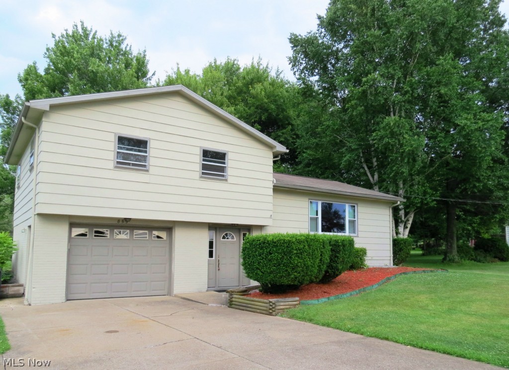 Andy Matta 01 Sec 47 - Residential