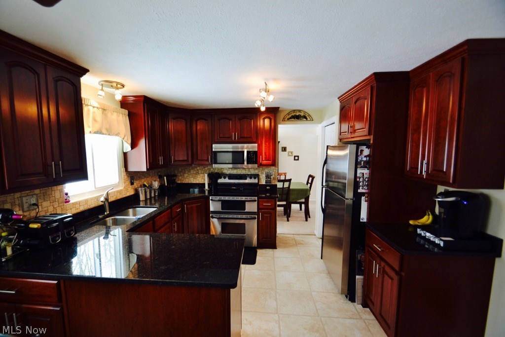 Meadows - Residential