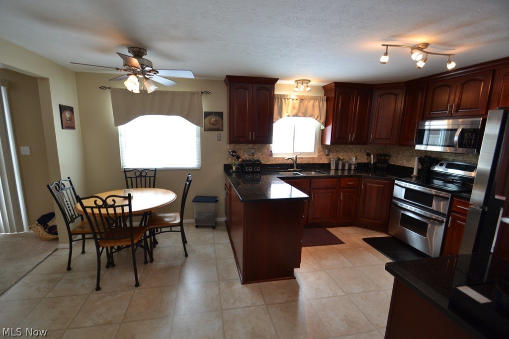 Meadows - Residential