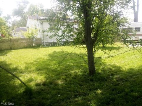 Tiny photo for 731 16th Street, Elyria, OH 44035 (MLS # 5221581)