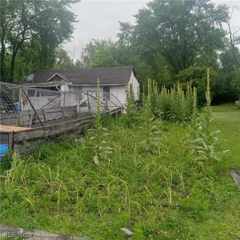 Tiny photo for 731 16th Street, Elyria, OH 44035 (MLS # 5221581)