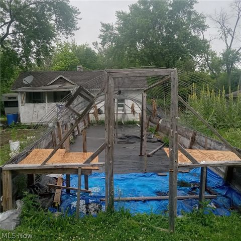 Tiny photo for 731 16th Street, Elyria, OH 44035 (MLS # 5221581)