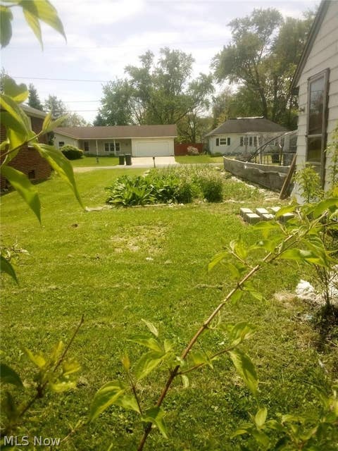 Tiny photo for 731 16th Street, Elyria, OH 44035 (MLS # 5221581)