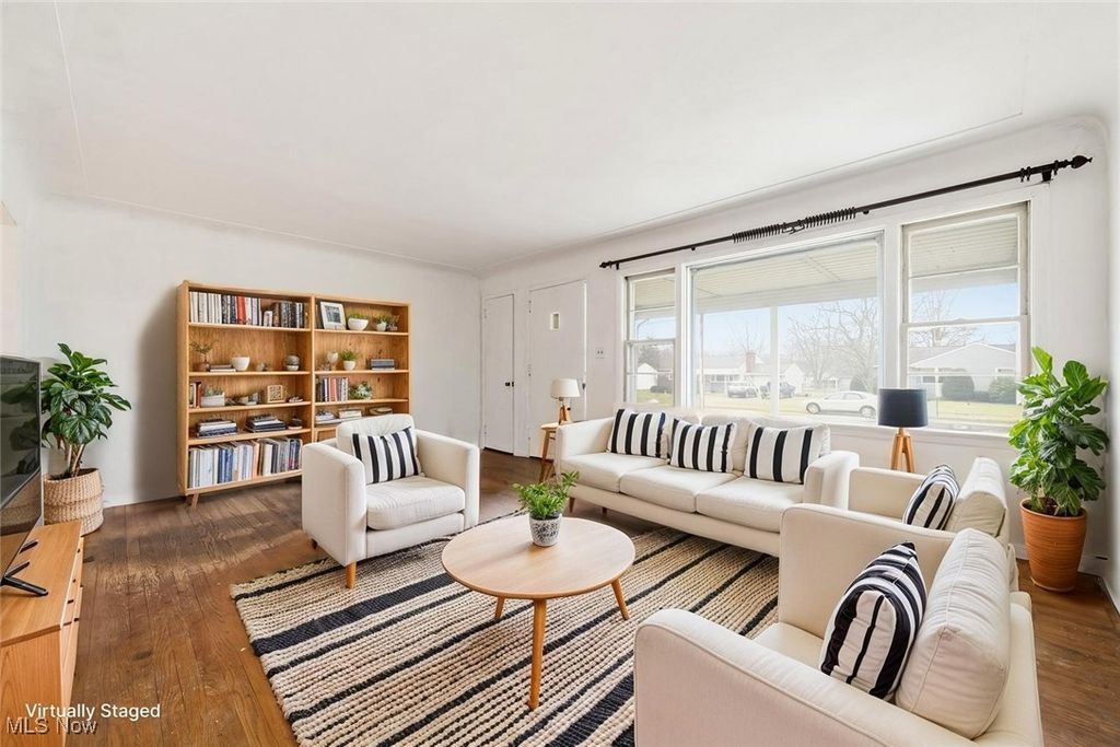 Photo of 2934 Brunswick Road, Youngstown, OH 44511 (MLS # 5180483)