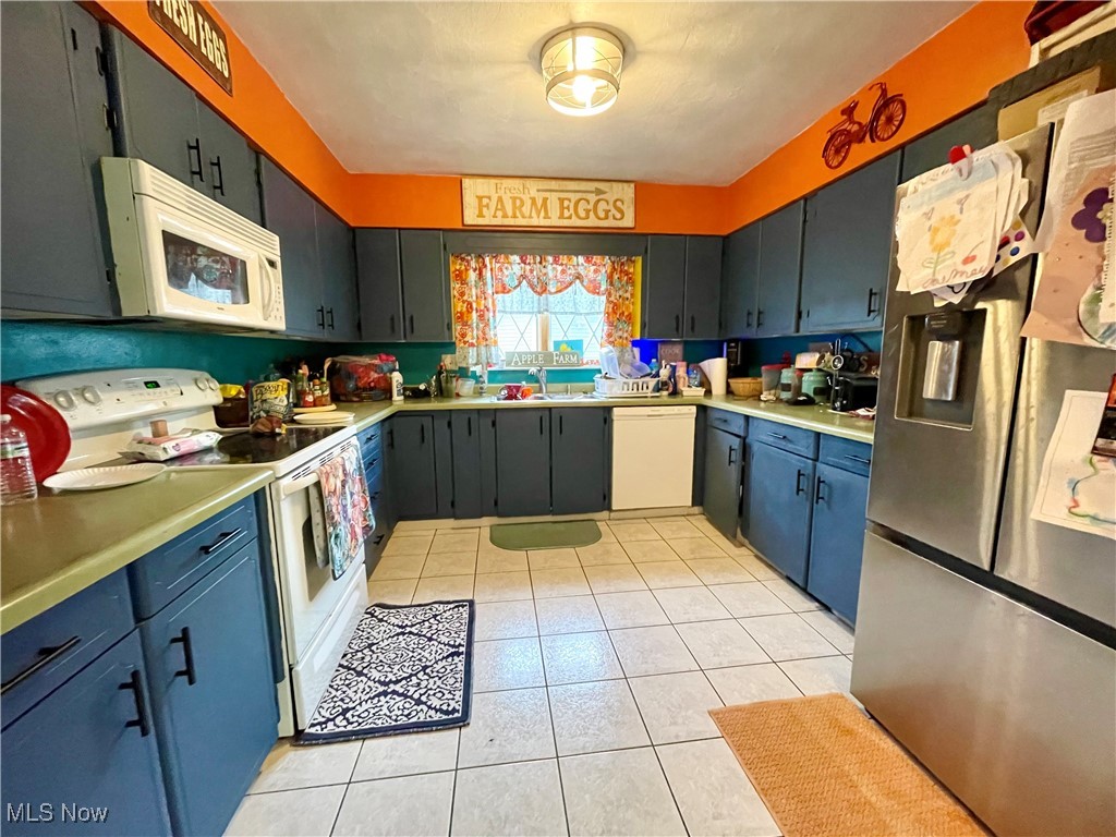 Crestview Manor - Residential