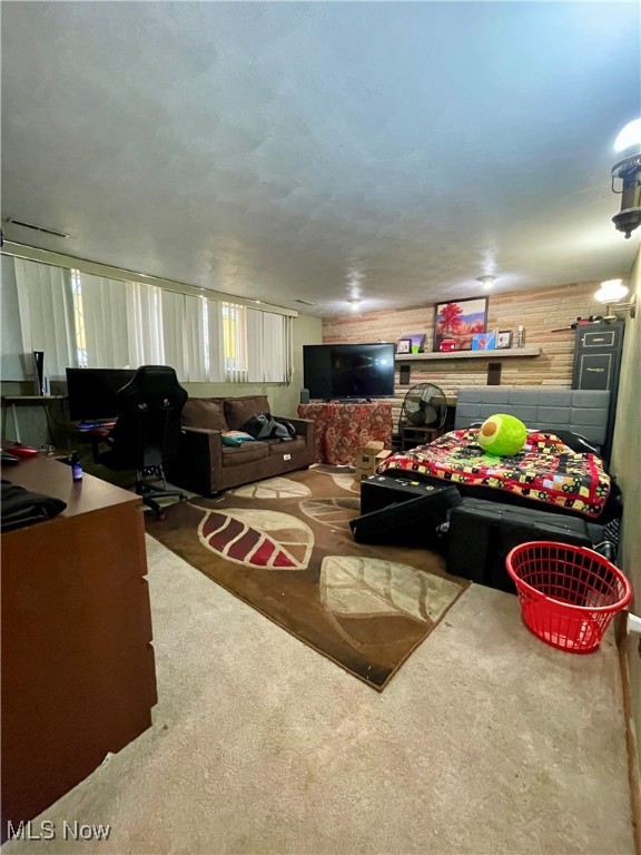 Crestview Manor - Residential