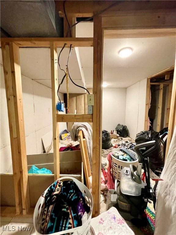 Crestview Manor - Residential