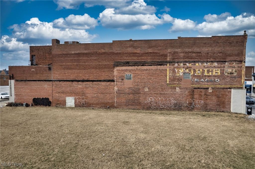 Photo of V/L Broadway, Lorain, OH 44052 (MLS # 5101210)