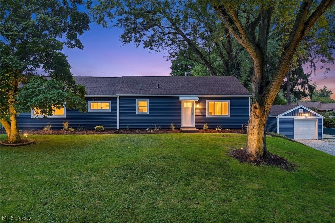 50 S Glencoe Drive