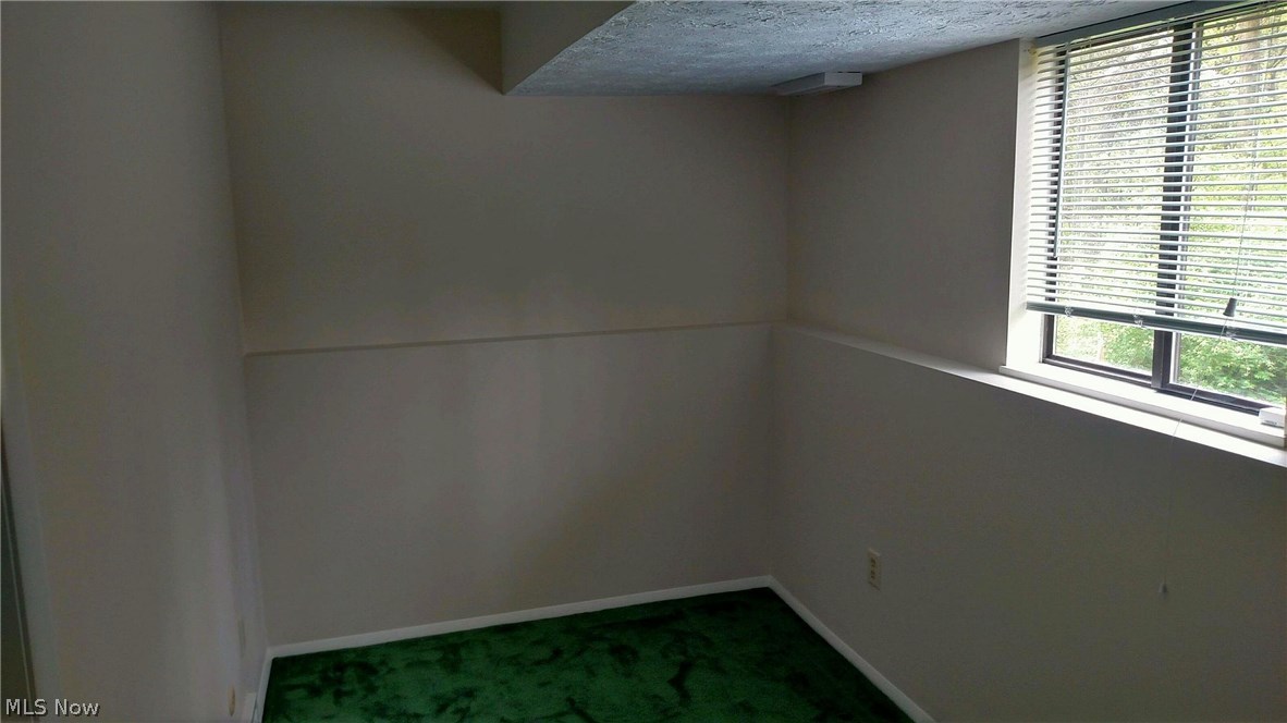 Ledgewood Condo - Residential