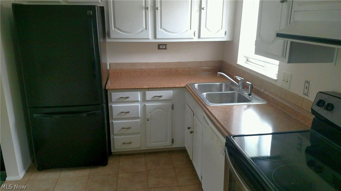 Ledgewood Condo - Residential