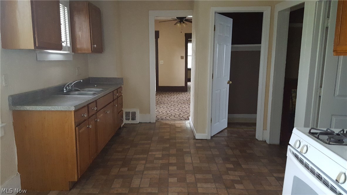 Edwards - Residential Lease