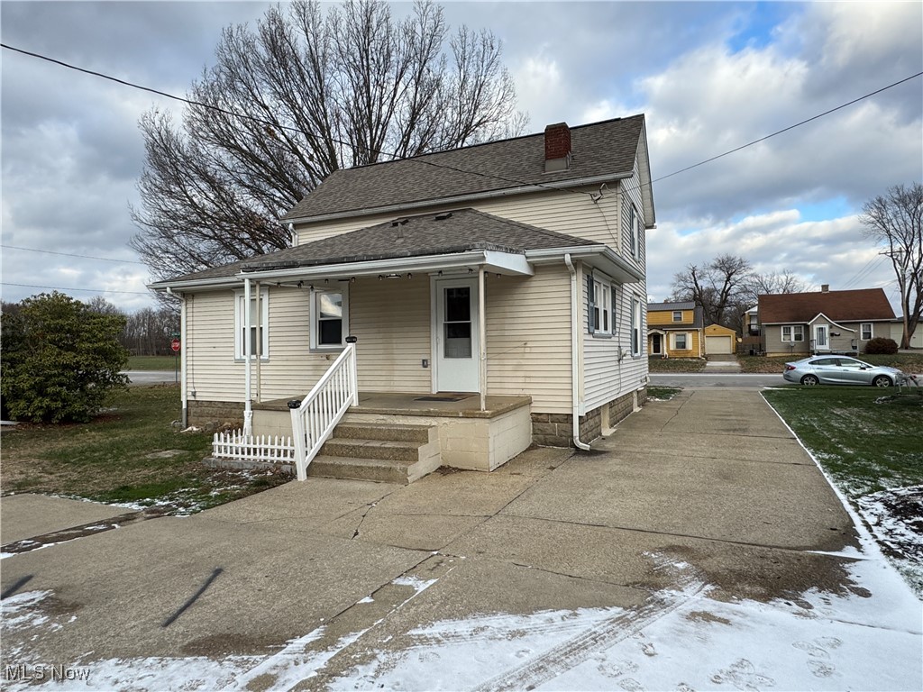 1048 NW Union Avenue, New Philadelphia, Ohio image 4