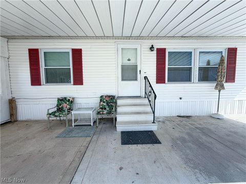 Tiny photo for 707 Brookside Drive, Wellington, OH 44090 (MLS # 5190003)