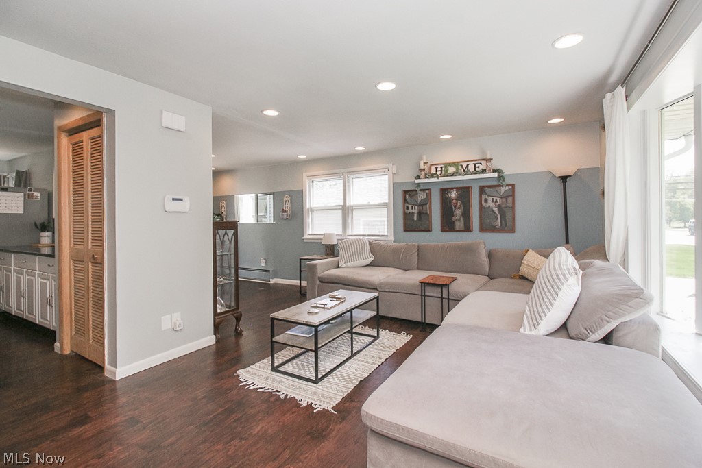 Country Club Estates - Residential