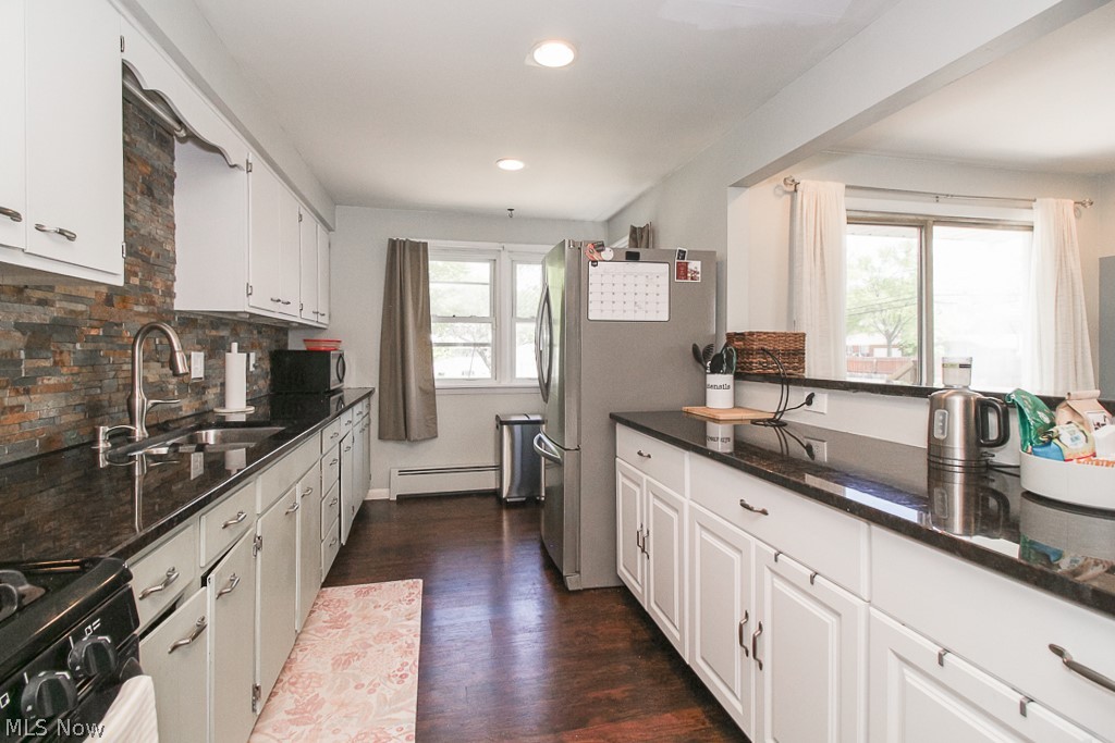 Country Club Estates - Residential