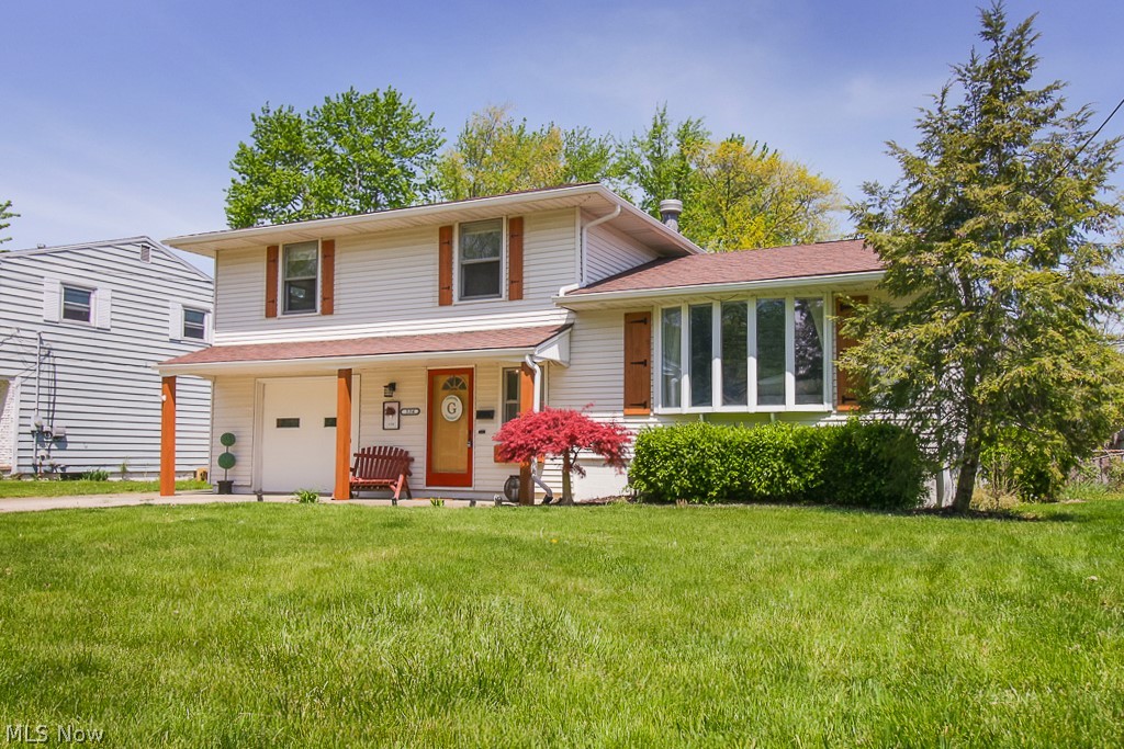 Country Club Estates - Residential