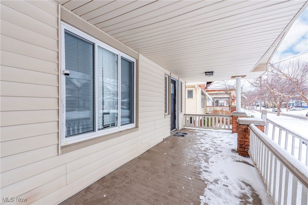 Photo of 3438 W 100th Street, Cleveland, OH 44111 (MLS # 5184996)