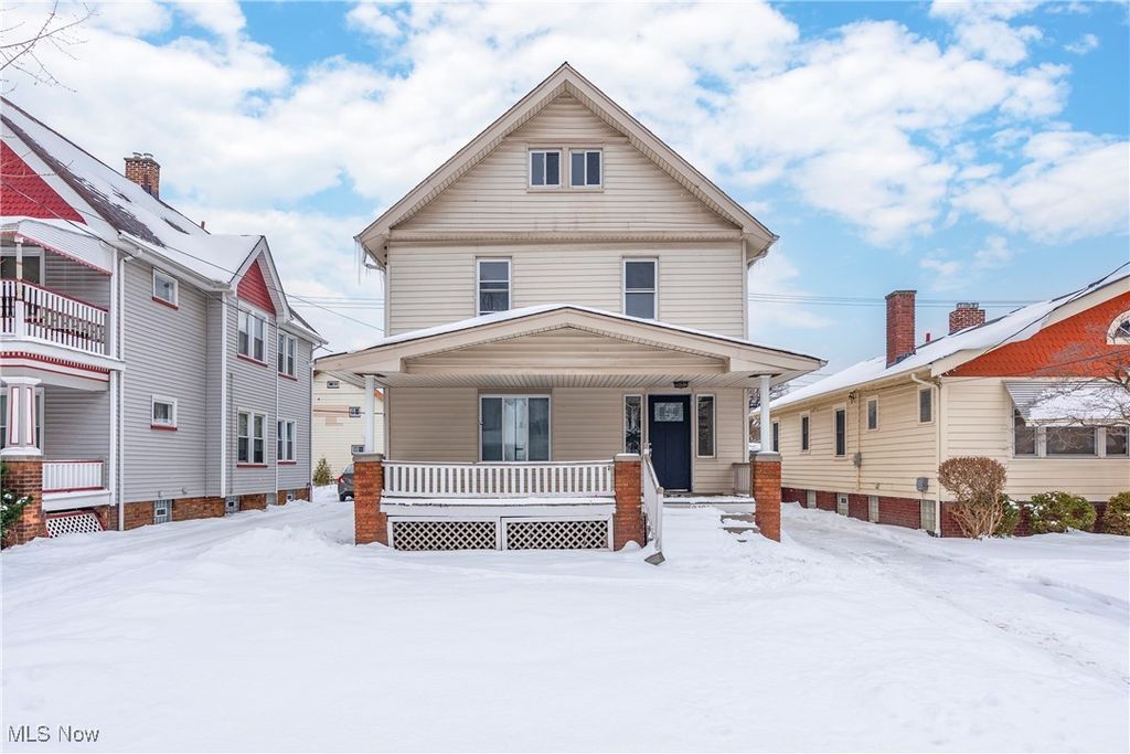 Photo of 3438 W 100th Street, Cleveland, OH 44111 (MLS # 5184996)