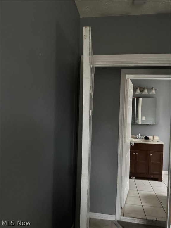 Thompson 02 - Residential