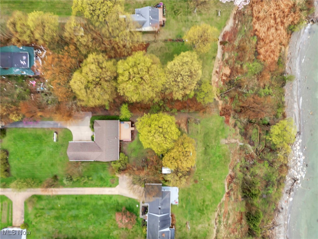 1126 Lake Road, Conneaut, Ohio image 32