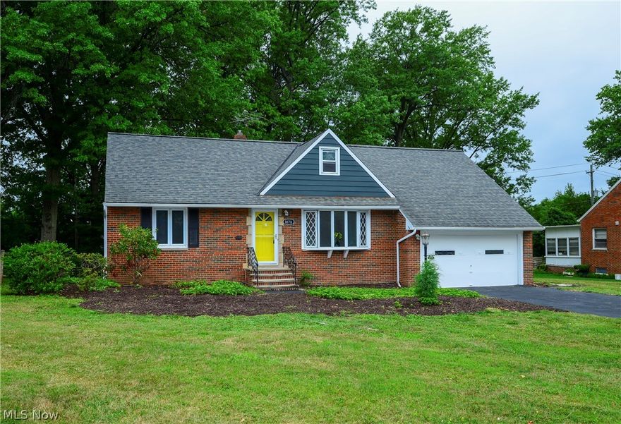 Its Ready! This 4 bed and 2.5 bath home has been updated from top to bottom. Updates include new flooring, fresh paint, 3 new bathrooms, new HVAC system, new electrical box and lighting ect... The kitchen has been redone with granite counters, new cabinets and stainless steel appliances. Basement is SPACIOUS!!!
The yard has a very cool patio and the garage has room for 2 cars and extra storage. Come see this one ASAP!