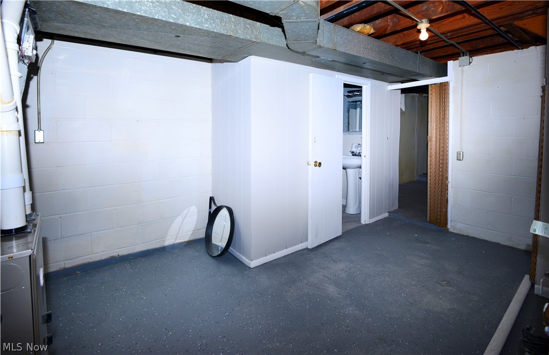 Frank Berzins Chardon Estate 03 - Residential