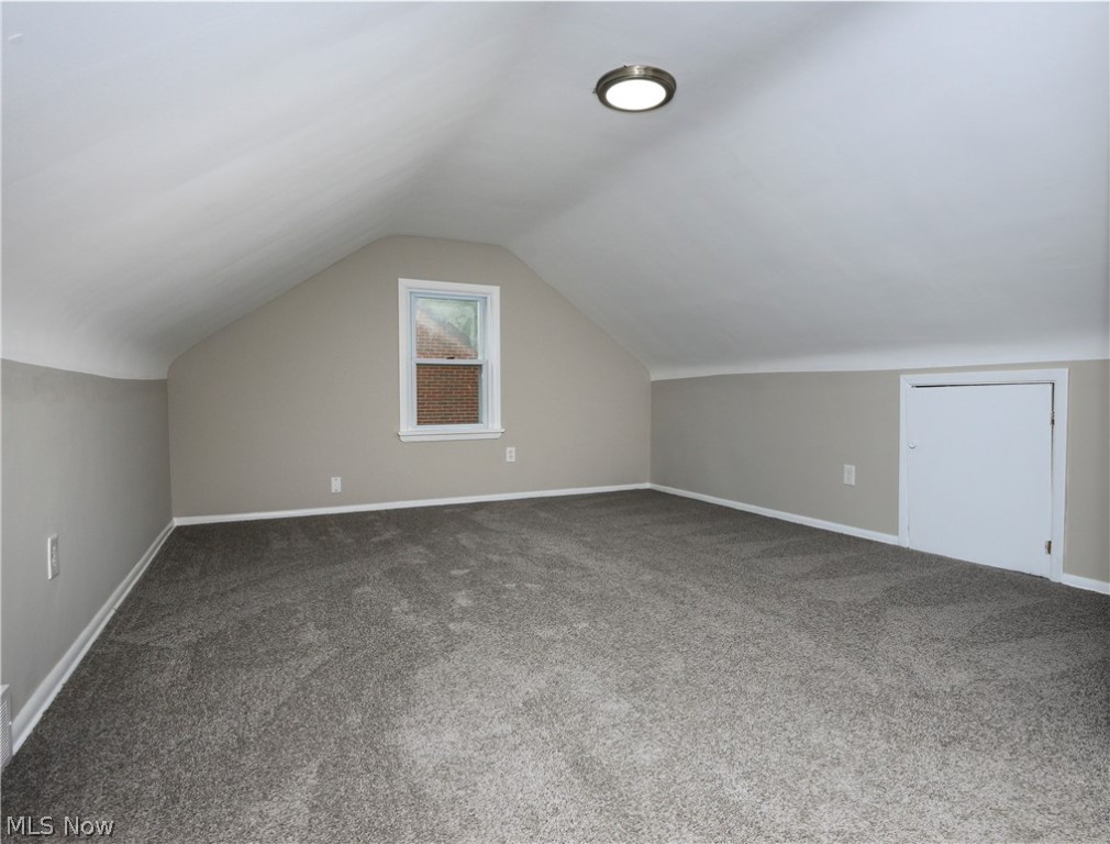 Frank Berzins Chardon Estate 03 - Residential