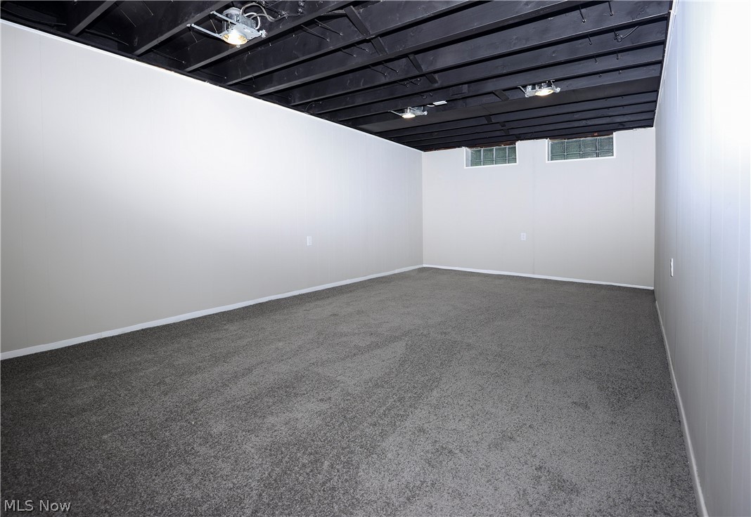 Frank Berzins Chardon Estate 03 - Residential