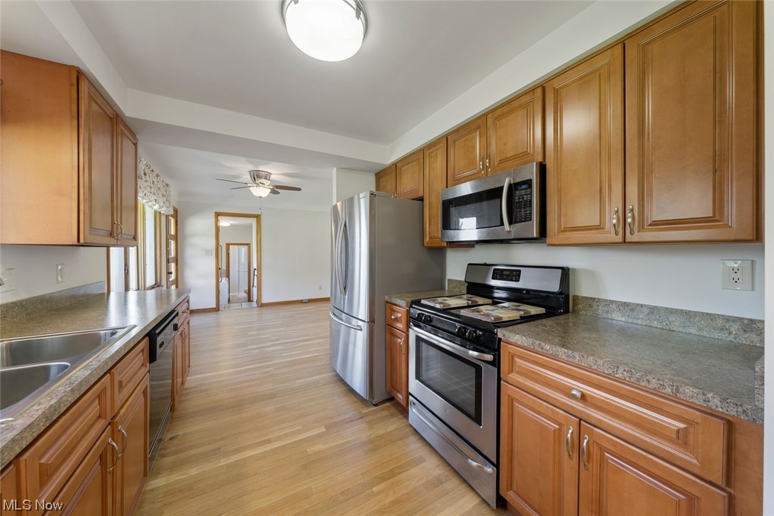 E & R Land Co Inc Garden Sid - Residential