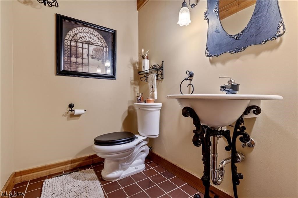 R L Davies - Residential