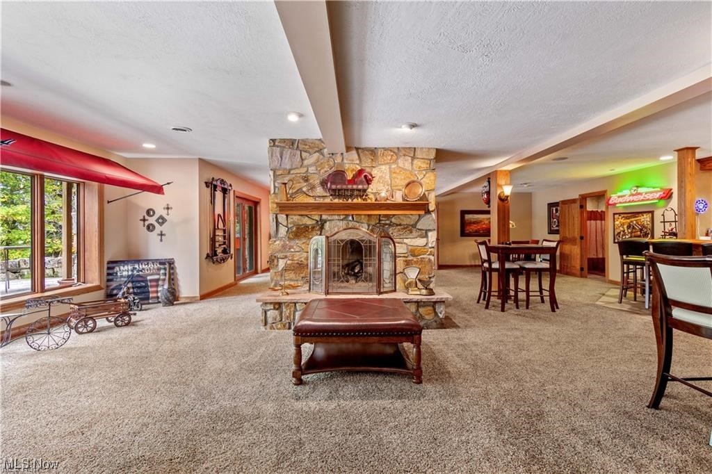 R L Davies - Residential