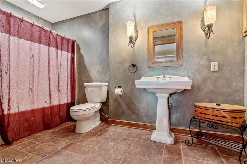 R L Davies - Residential