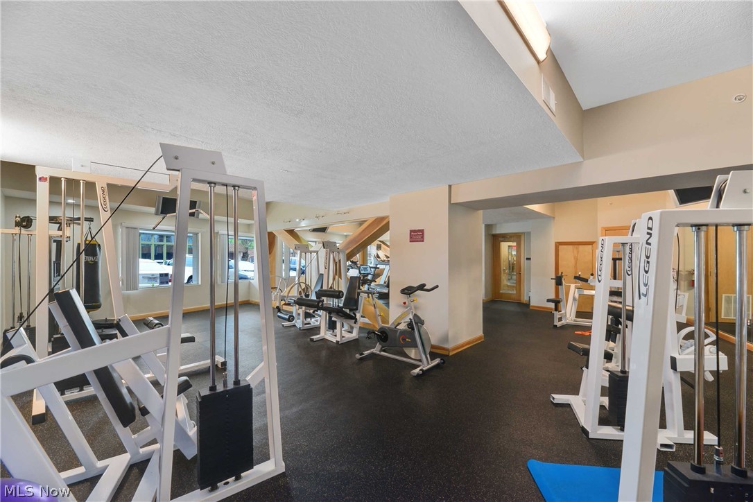 Stonebridge Ph 01 Condos - Residential