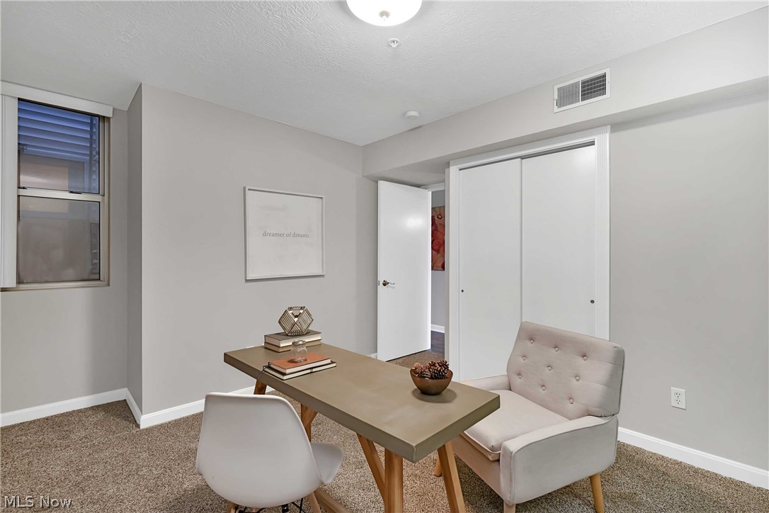 Stonebridge Ph 01 Condos - Residential